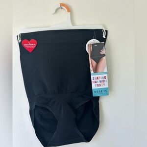 Assets by Spanx Shaping High Waist Panty size medium